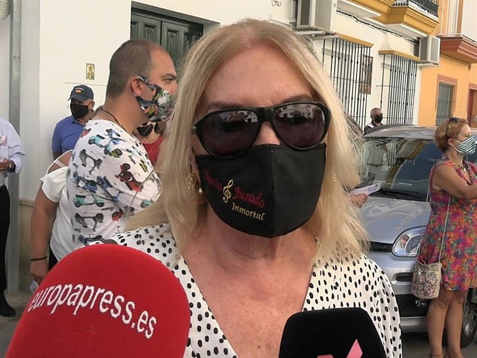 GLORIA MOHEDANO
