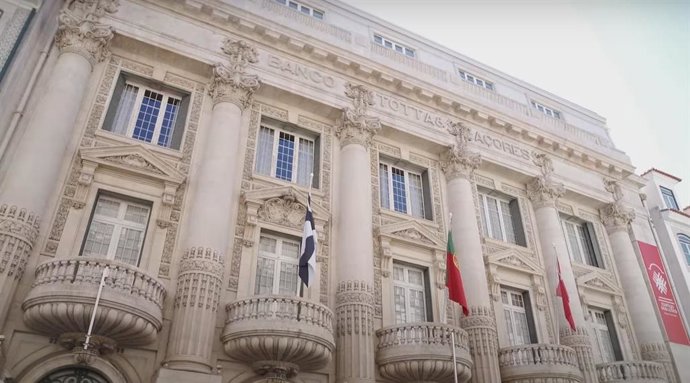 Archivo - Edifício dos Lees, sede de Santander Totta en Portugal.
