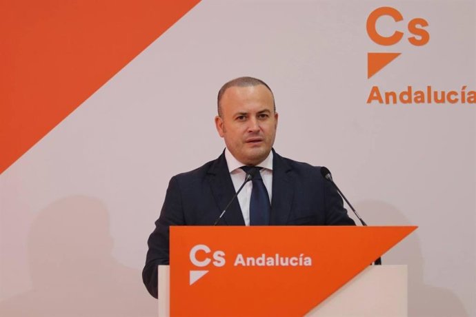 Julio Díaz en rueda de prensa