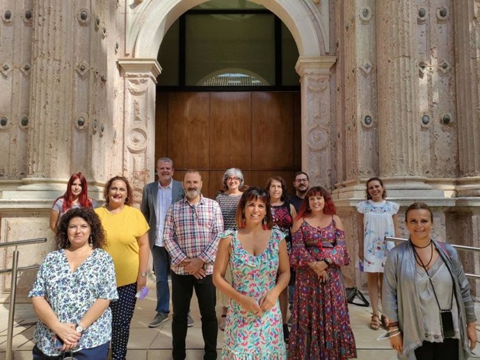 Diputados autonómicos de Adelante encabezados por Teresa Rodríguez