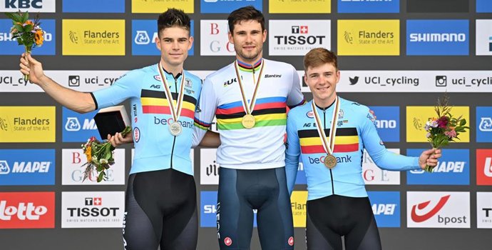 Wout Van Aert, Filippo Ganna y Remco Evenepoel, podio de la prueba de contrarreloj del Mundial
