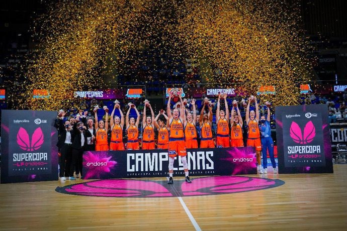 El Valencia Basket, campeón de la Supercopa LF Endesa