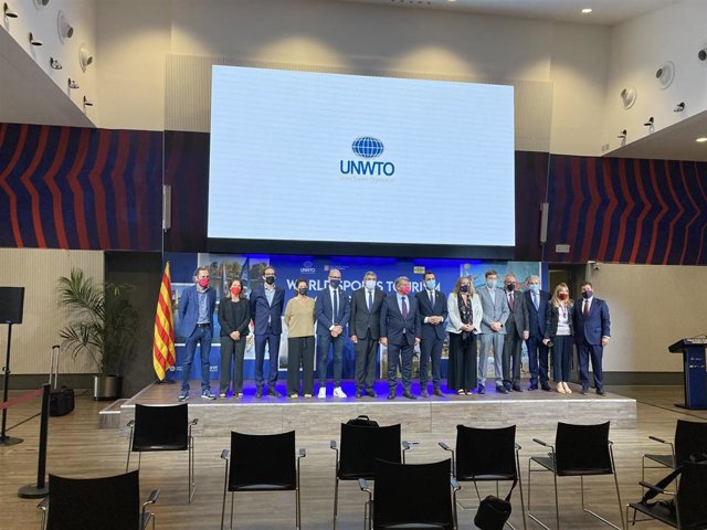 Las personalidades presentes en la rueda de prensa de presentación del primer Congreso Mundial de Turismo Deportivo