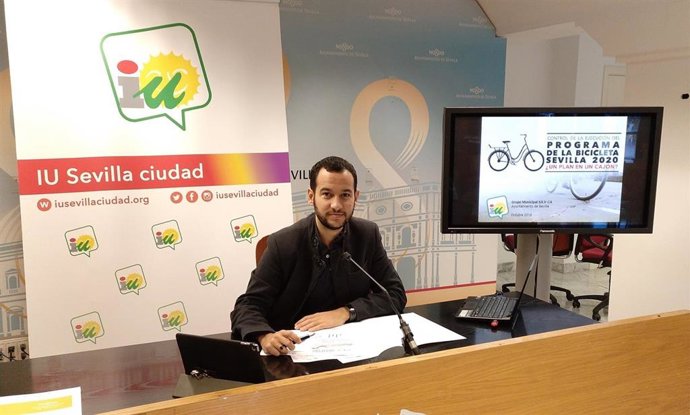 El coordinador local de IU y concejal en el Ayuntamiento sevillano, Daniel González Rojas.