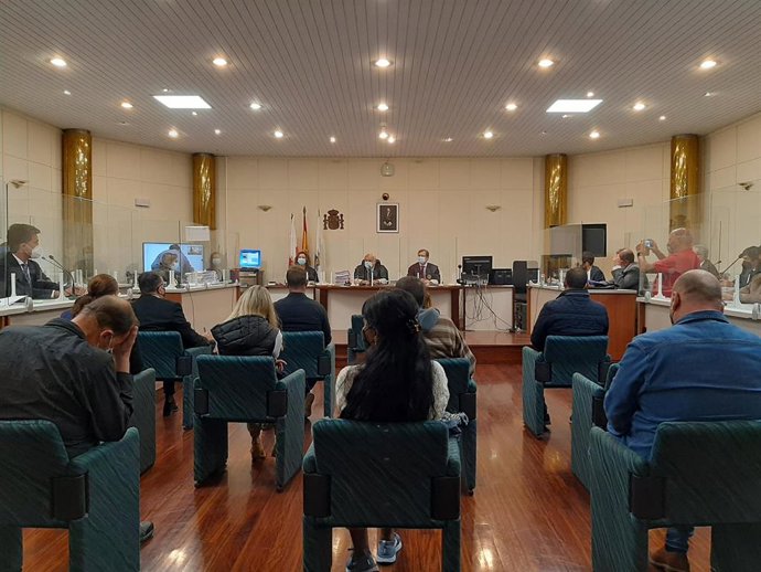 Juicio a once acusados de integrar una banda y prostituir a mujeres extranjeras