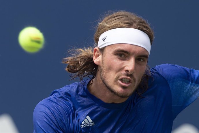Archivo - 13 August 2021, Canada, Toronto: Greek tennis player Stefanos Tsitsipas in action against Norway's Casper Ruud during the quarter-final tennis match on Day Five of the National Bank Open at Aviva Centre. Photo: Chris Young/The Canadian Press v