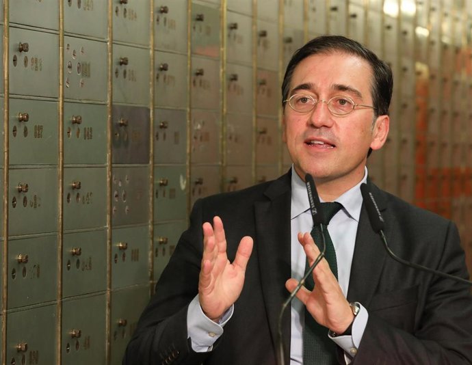 El ministro de Asuntos Exteriores, Unión Europea y Cooperación, José Manuel Albares, asiste al acto de entrega del Legado de Rubén Darío en la Caja de las Letras del Instituto Cervantes, a 13 de septiembre de 2021, en Madrid, (España). 