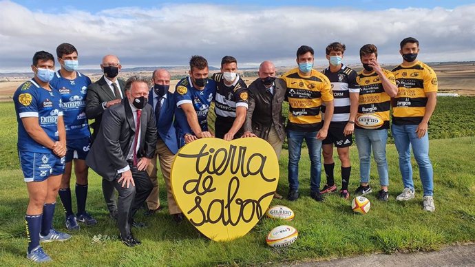 Carnero presenta el patrocinio de Tierra de Sabor a los equipos de rugby de CyL