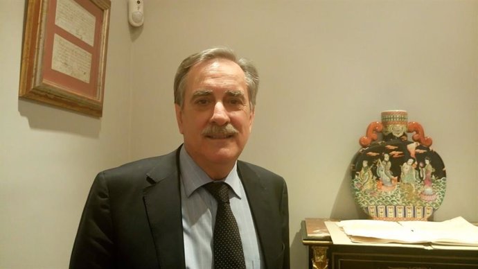 VALERIANO GÓMEZ