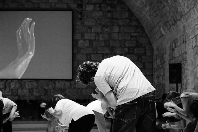 Es Baluard y Cultura presentan la quinta sesión de la iniciativa 'I-Cordes', que explora el lenguaje del cuerpo.