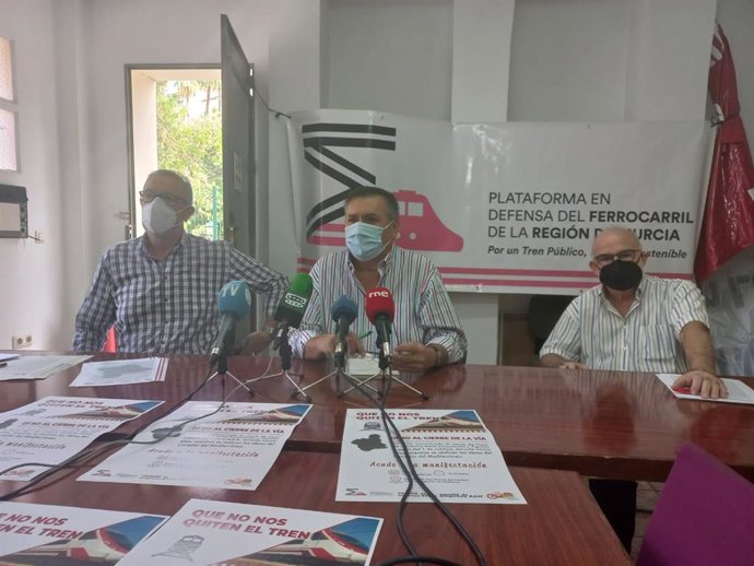 De izquierda a derecha,  Antonio del Campo, Julio López y Juan Antonio Conesa