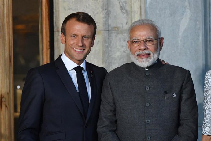 Archivo - Emmanuel Macron y Narendra Modi, durante un encuentro en agosto de 2019