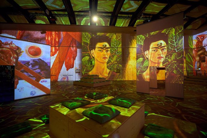 Primicia mundial: Viva Frida Kahlo  Immersive Experience