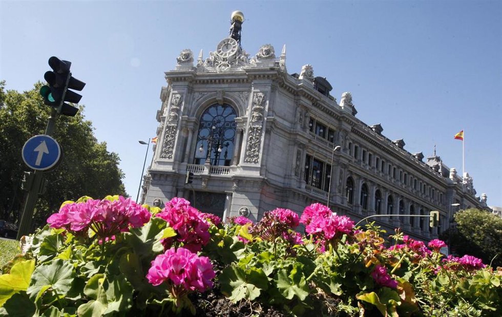 Archivo - Fachada de la sede del Banco de España en Madrid.