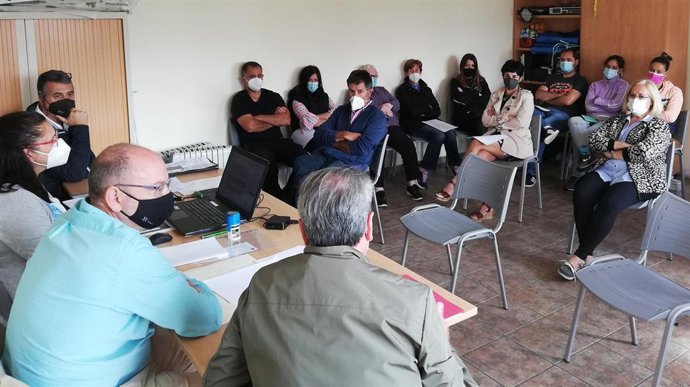 Los vecinos de La Costana apoyan el parque eólico previsto en su pedanía