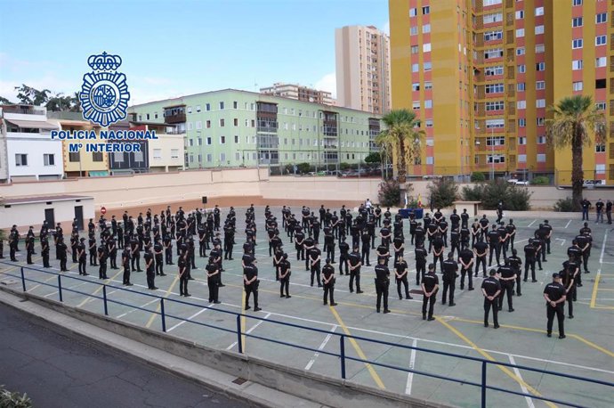 Toma de posesión de los agentes de la Policía Nacional
