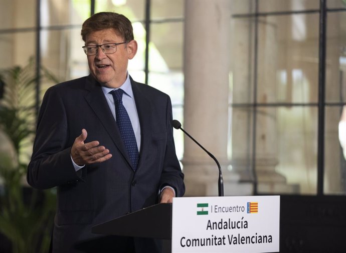 El president de la Generalitat Valenciana, Ximo Puig, en roda de premsa després de la reunió la I Trobada Andalusia-Comunitat Valenciana. A 21 de setembre de 2021, A Sevilla (Andalusia, Espanya).