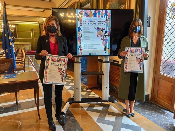 Las concejalas de Políticas Sociales Concepción Méndez y Leticia González.