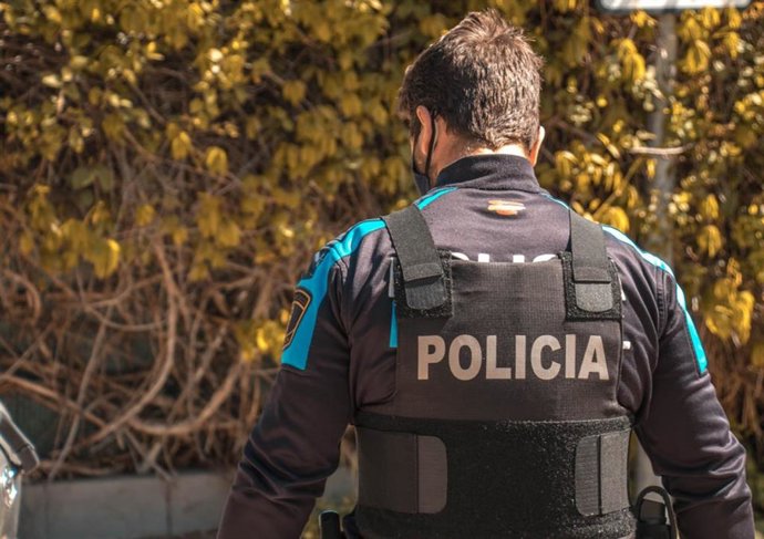 Agente de la Policía Local de Manzanares El Real