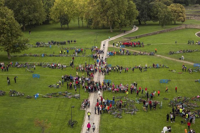 Un millar de escolares participan en la 'bicicletada escolar' por la Semana Europea de la Movilidad