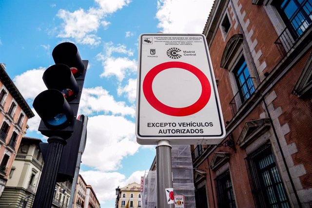 Archivo - Una señal indicativa de Madrid Central  