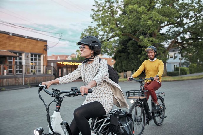 Rad Power Bikes announces the new RadCity 5 Plus, the most popular commuter ebike that transforms urban micromobility.