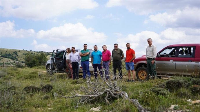 El diputado de VOX en Aragón David Arranz ha visitado la zona.