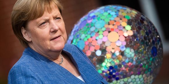 3. Merkel se despide como una líder fiable a ojos de la comunidad internacional, según un sondeo