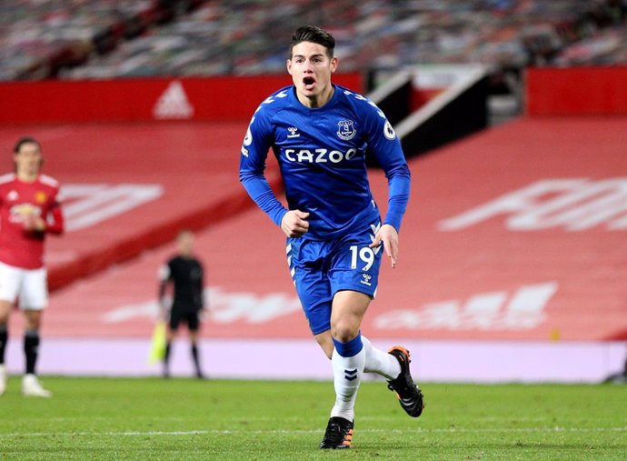 Archivo - 06 February 2021, United Kingdom, Manchester: Everton's James Rodriguez celebrates scoring his side's second goal during the English Premier League soccer match between Manchester United and Everton at Old Trafford. Photo: Alex Pantling/PA Wir