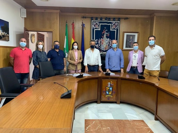 Casanueva (centro), en el Ayuntamiento de Hinojosa del Duque.