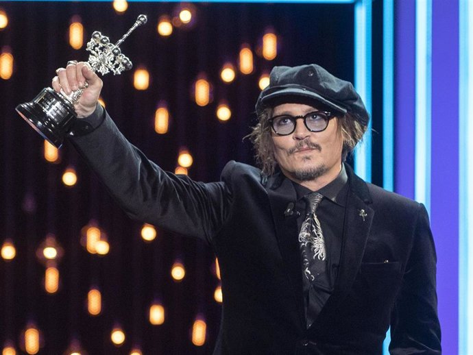 JOHNNY DEPP EN EL FESTIVAL DE CINE DE SAN SEBASTIÁN