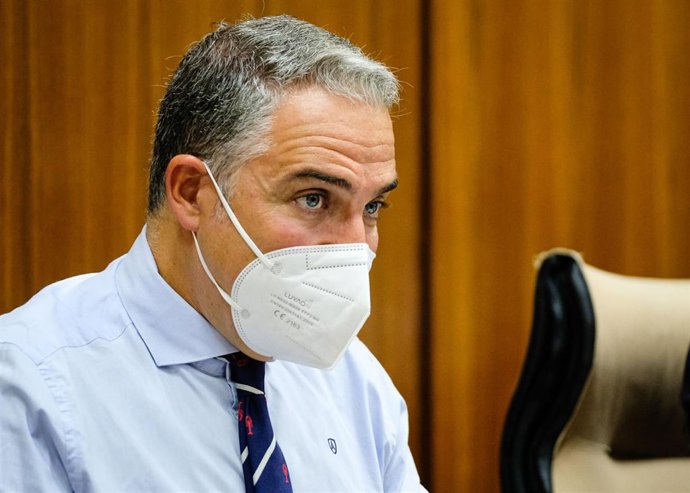 Elías Bendodo, este jueves en el Parlamento