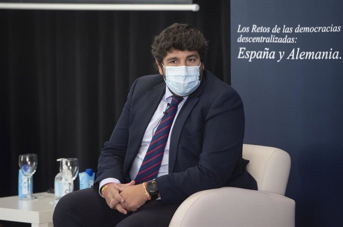 Archivo - El presidente de la Región de Murcia, Fernando López Miras