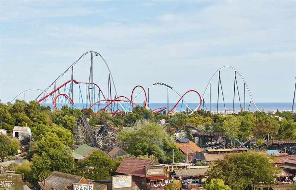 Archivo - Atracciones Shambhala y Dragon Khan de PortAventura World Resort