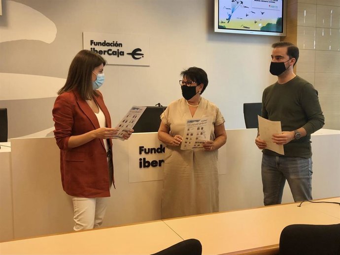 Presentación del ciclo de conferencias 'Salud mental infantojuvenil', en Ibercaja Patio de la Infanta