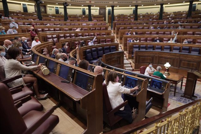 Archivo - Vista general de una votación en el Congreso