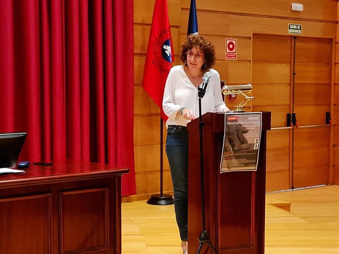 La secretaria general de CCOO de Andalucía, Nuria López, en unas jornadas en Málaga