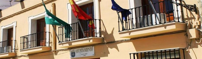 Archivo - Sevilla.-Coronavirus.-Badolatosa dotará al colegio de equipos de desinfección del aire para garantizar salud de alumnado