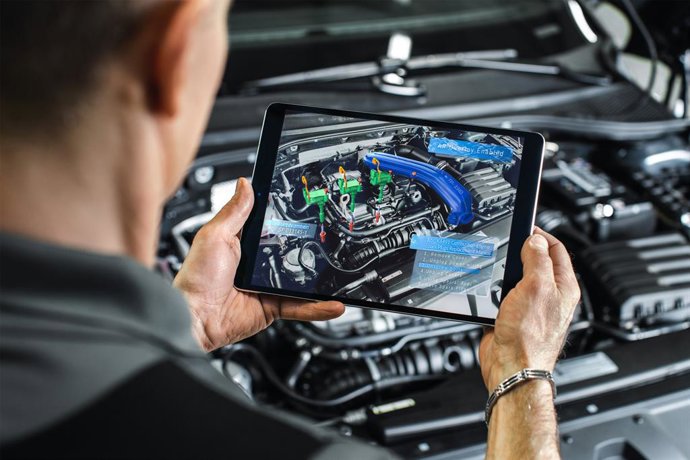 PTC provides the leading AR platform for connected workers in the market today.
