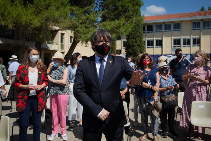 Archivo - El expresident Carles Puigdemont; asiste al acto de celebración de los 60 años de mnium Cultural, a 16 de julio de 2021, en Elna, (Francia). mnium Cultural celebra este viernes un acto en Elna (Francia) para conmemorar el 60 aniversario de l