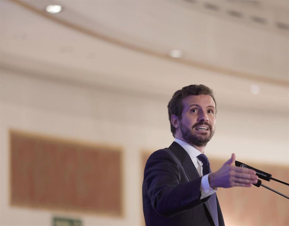 El presidente del Partido Popular, Pablo Casado, interviene durante un desayuno informativo del Fórum Europa, organizado por Nueva Economía Fórum, en el Hotel Four Seasons, a 7 de septiembre de 2021, en Madrid (España).