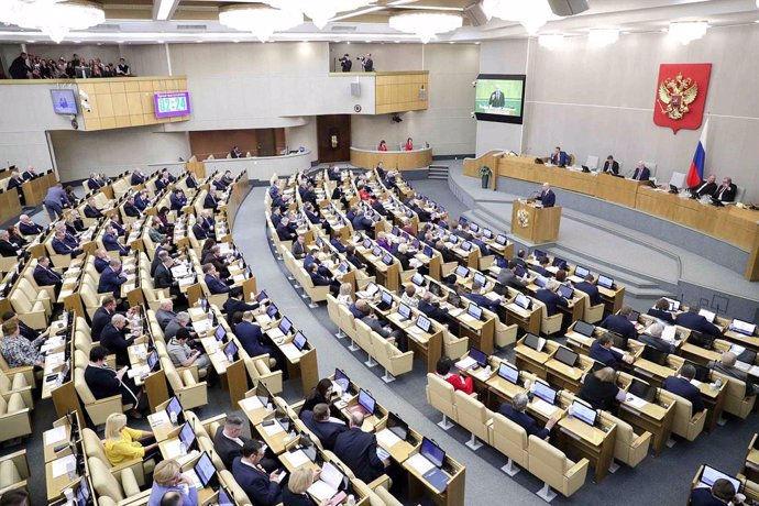 Archivo - HANDOUT - 21 January 2020, Russia, Moscow: Lawmakers attend a plenary session of the Russian State Duma. A Russian parliamentary committee approved a draft of Russian President Vladimir Putin's proposed amendments to the constitution on Tuesda