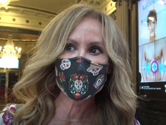 Lara Dibildos ha celebrado su 50 cumpleaños sobre las tablas