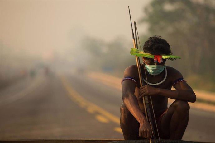 Archivo - Indígena kayapó de Brasil durante las protestas de su comunidad contra el Gobierno.