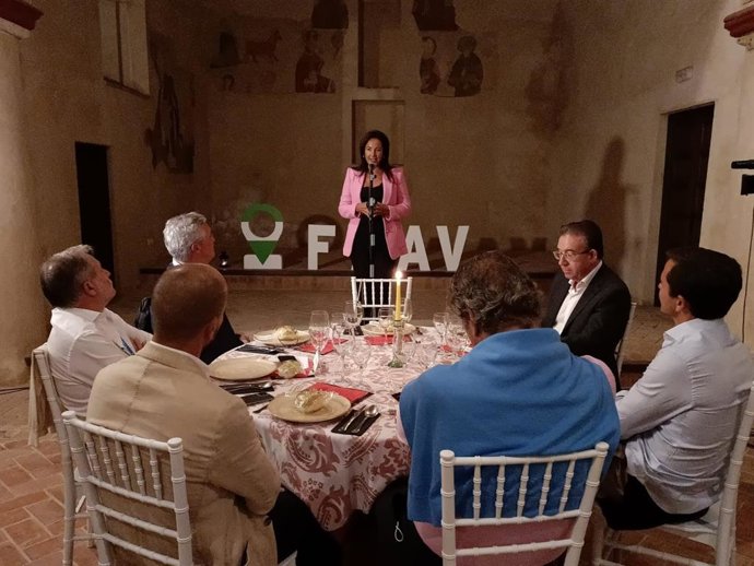 La delegada de Turismo en Huelva, María Ángeles Muriel, en un acto en Aracena.