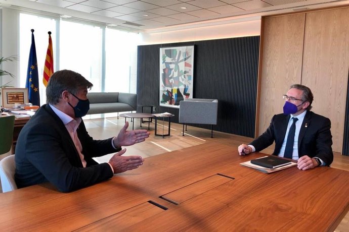 El presidente de Pimec, Antonio Cañete, y el conseller de Economía, Jaume Giró