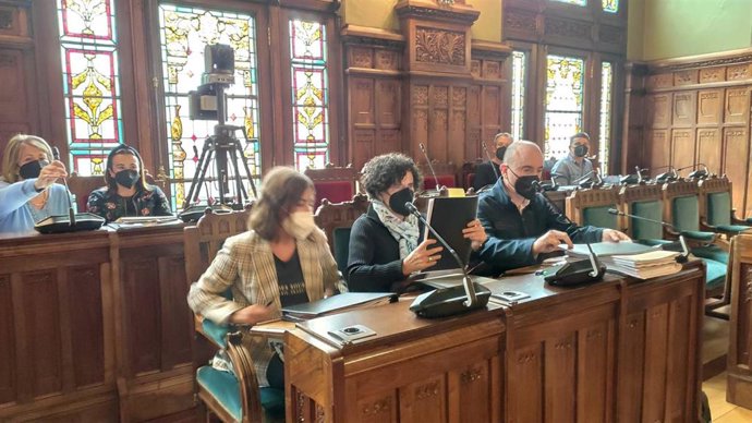 Berta Piñán, en el centro