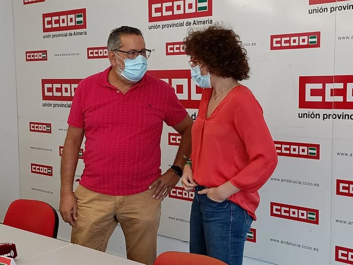 Los representantes de CCOO Antonio Valdivieso y Nuria López.