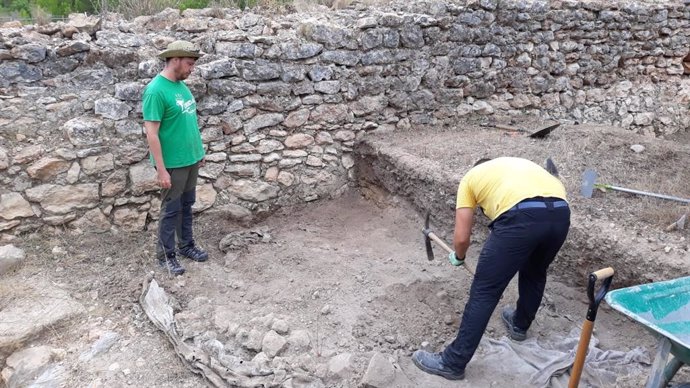 Excavaciones en el yacimiento visigodo de Valncia la Vella Riba-roja de Túria (Valencia)