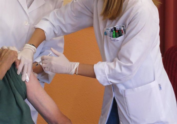 Vacunación contra la COVID-19. 